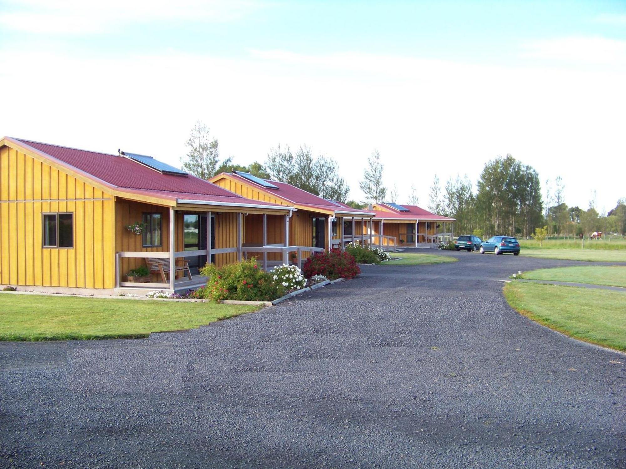 Longbourne Lodge Motel Mosgiel Exterior photo